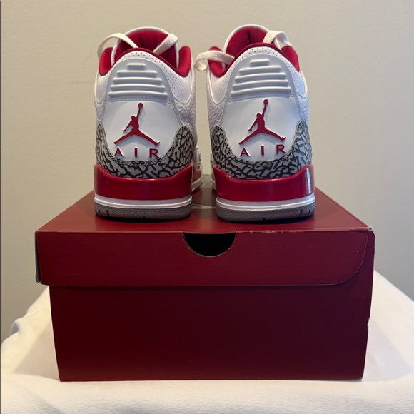 Air Jordan 3 Retro White/Light Curry-Cardinal Red - Picture 4 of 5